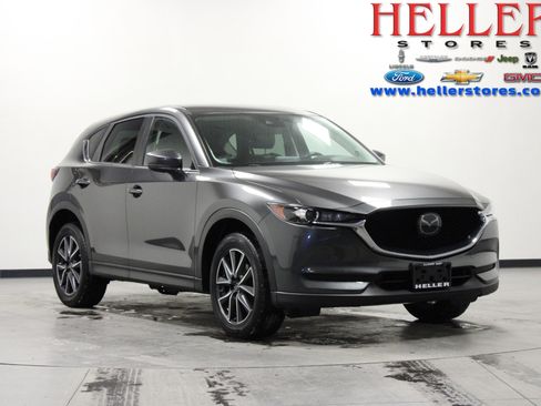 Used 2018 MAZDA CX-5 Touring image 1