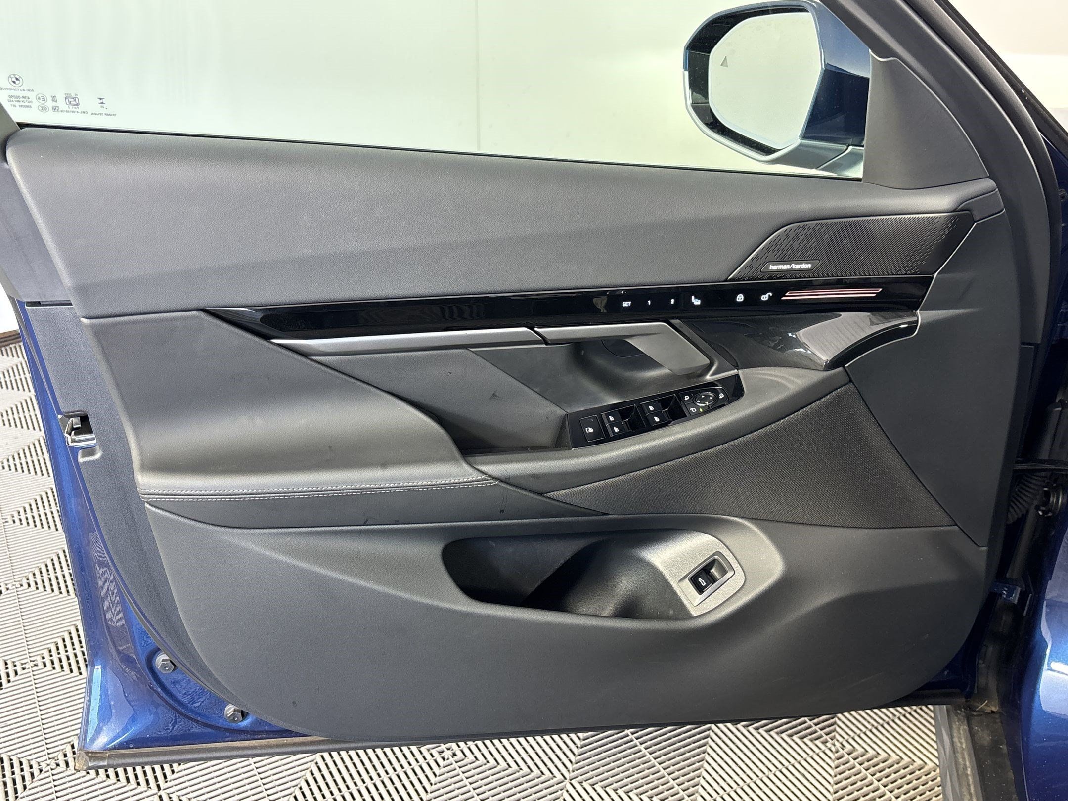 Used 2026 BMW 530i RWD image 13