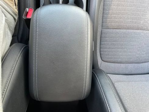 Used 2021 Kia Seltos S FWD image 9