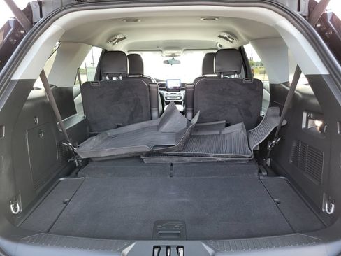 Certified 2024 Ford Explorer XLT w/ Equipment Group 202A AWD/4WD image 30