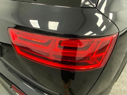 Used 2019 Audi Q7 3.0T Prestige w/ Prestige Package image 14