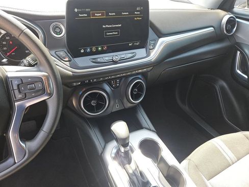 Used 2025 Chevrolet Blazer LT FWD image 20