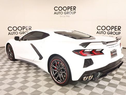 Used 2024 Chevrolet Corvette Stingray Preferred Cpe w/ Z51 Performance Package RWD image 21