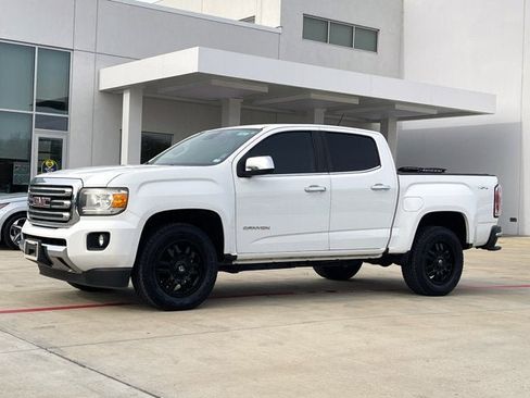 Used 2018 GMC Canyon SLT w/ Driver Alert Package image 2