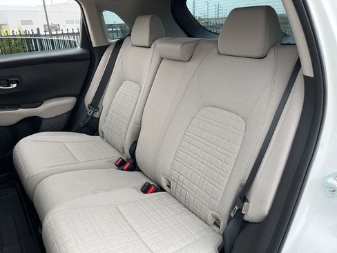 Used 2023 Honda HR-V LX image 24