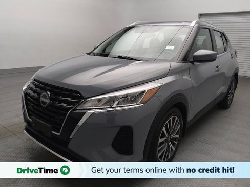 Used 2022 Nissan Kicks SV FWD image 1