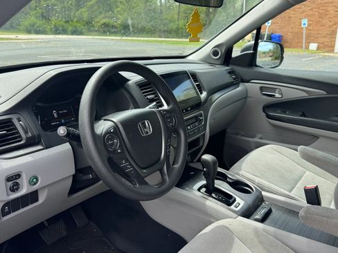 Used 2016 Honda Pilot EX image 12