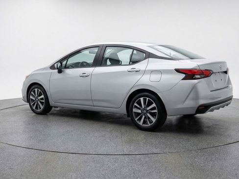 Used 2025 Nissan Versa SV FWD image 6