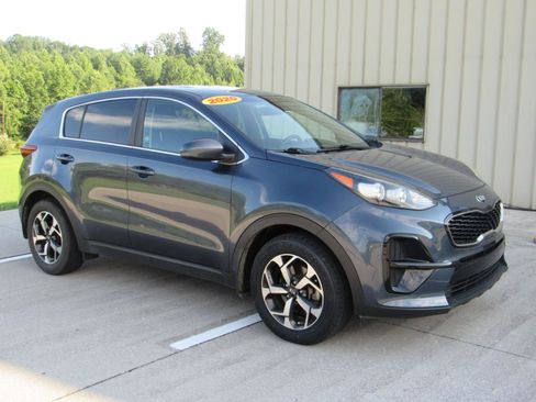 Used 2020 Kia Sportage LX FWD image 2