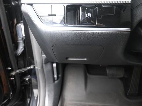 Used 2025 Kia Sportage SX Prestige AWD/4WD image 16