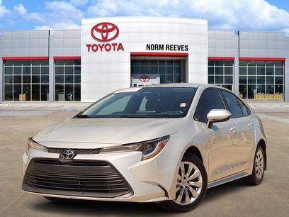 Used 2025 Toyota Corolla LE