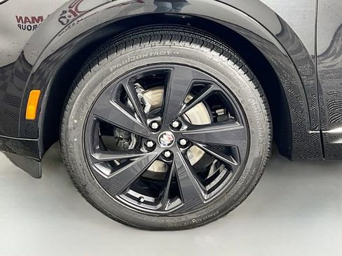 Used 2023 Buick Envision Essence w/ Sport Touring Package AWD/4WD image 27