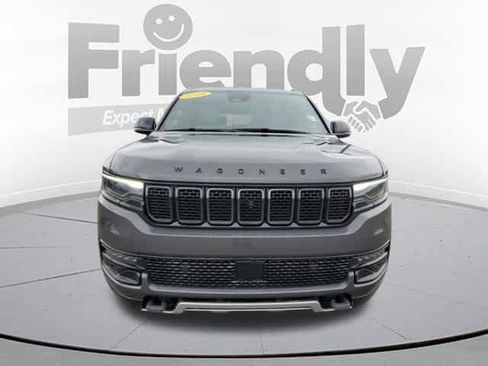 Used 2025 Jeep Wagoneer Series II image 8