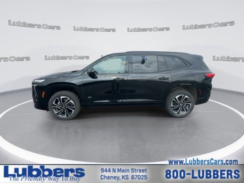 Used 2025 Buick Enclave Sport Touring FWD image 5
