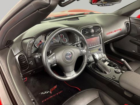 Used 2012 Chevrolet Corvette Convertible w/ 3LT Preferred Equipment Group RWD image 16