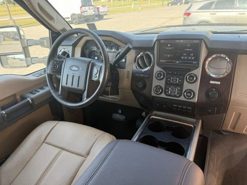 Used 2013 Ford F350 Lariat w/ Chrome Pkg image 2