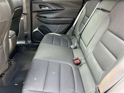 Used 2023 Chevrolet TrailBlazer RS w/ Convenience Package image 18