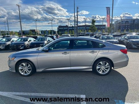 Used 2018 Honda Accord LX image 4