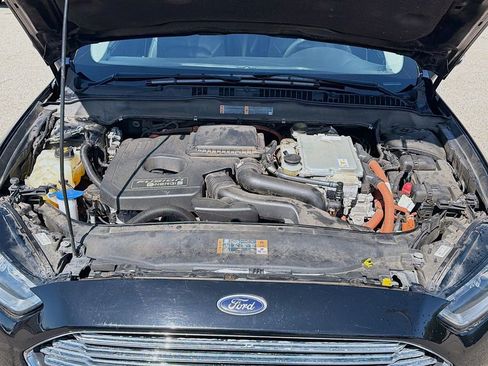 Used 2016 Ford Fusion Energi SE FWD image 31