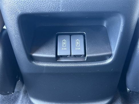 Used 2022 Honda CR-V Touring image 32