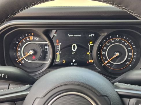 New 2026 Jeep Gladiator Sport AWD/4WD image 18