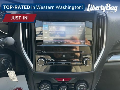 Used 2020 Subaru Forester Premium image 21