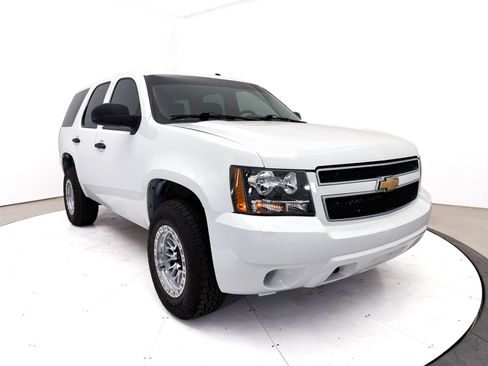 Used 2012 Chevrolet Tahoe 4WD w/ Skid Plate Package image 10