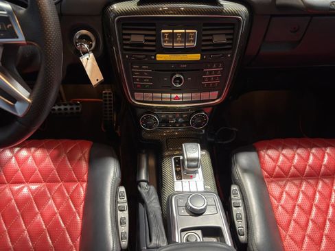 Used 2017 Mercedes-Benz G 65 AMG 4MATIC image 33