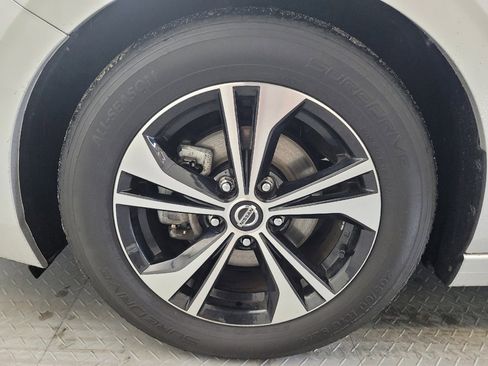 Used 2023 Nissan Sentra SV FWD image 31