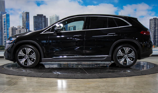 Certified 2023 Mercedes-Benz EQE 350+ 4MATIC SUV image 4