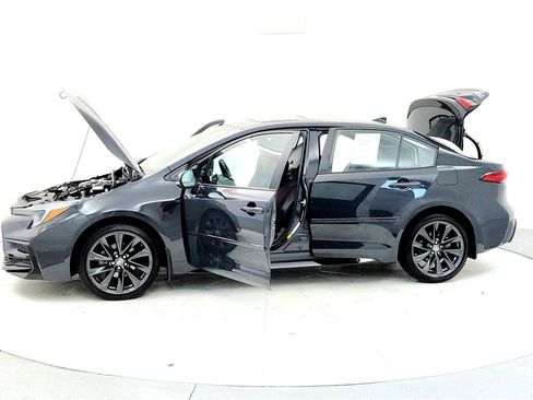 Certified 2024 Toyota Corolla XSE image 10