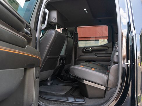 Used 2023 GMC Sierra 1500 AT4 AWD/4WD image 26