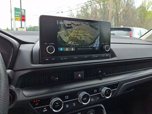 Certified 2024 Honda CR-V EX image 24