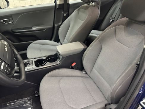 Used 2025 Kia K4 FWD image 23