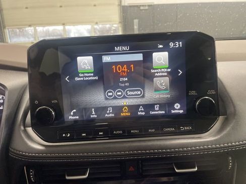 Certified 2023 Nissan Rogue SL w/ SL Premium Package AWD/4WD image 18