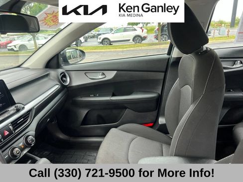 Certified 2023 Kia Forte LXS FWD image 40