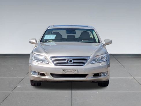 Used 2012 Lexus LS 460 AWD w/ Comfort Pkg image 8