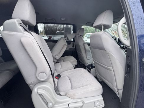 Used 2019 Honda Odyssey EX image 11