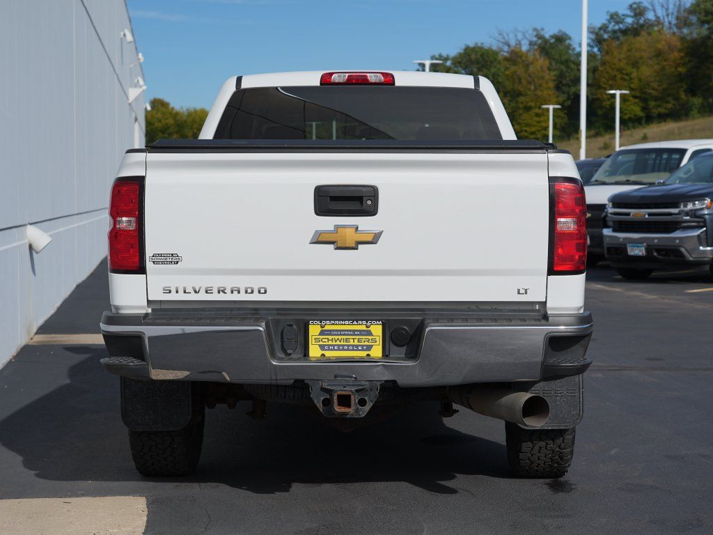 Used 2018 Chevrolet Silverado 2500 LT AWD/4WD image 4