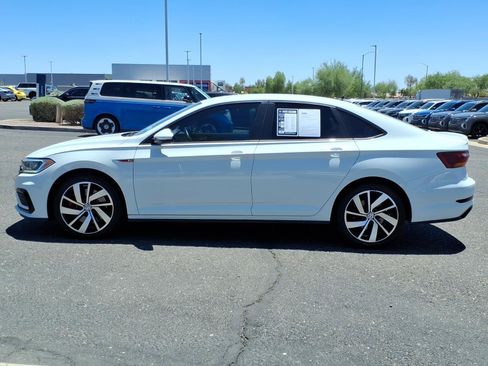 Used 2019 Volkswagen Jetta GLI FWD image 4