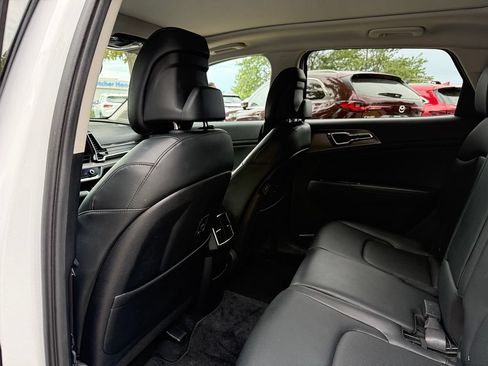 Used 2023 Kia Sportage SX FWD image 35