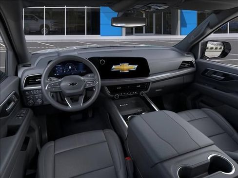 New 2026 Chevrolet Suburban RST w/ RST Capability Package AWD/4WD image 18