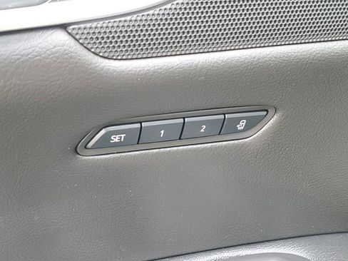 Used 2019 Cadillac XT5 Luxury FWD image 27