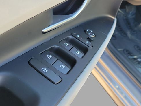 New 2026 Hyundai Elantra Limited image 20