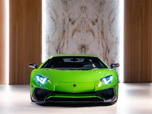Used 2016 Lamborghini Aventador LP 750-4 Superveloce AWD/4WD image 3