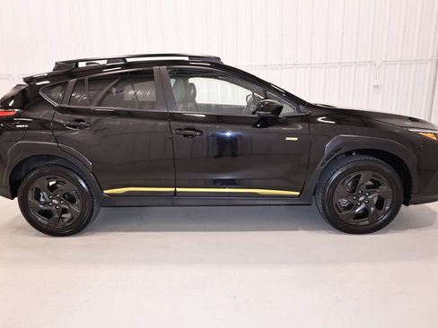 Used 2024 Subaru Crosstrek 2.5i Sport AWD/4WD image 2