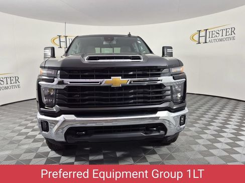 Used 2024 Chevrolet Silverado 2500 LT w/ All Star Edition AWD/4WD image 9