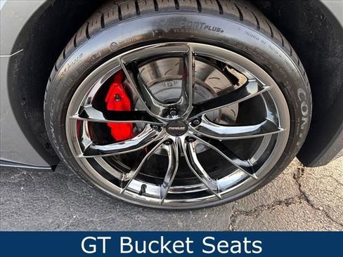 Used 2015 Chevrolet Corvette Z06 w/ 2LZ Preferred Equipment Group image 17