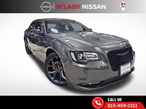 Used 2023 Chrysler 300 S w/ Safetytec Plus Group image 1