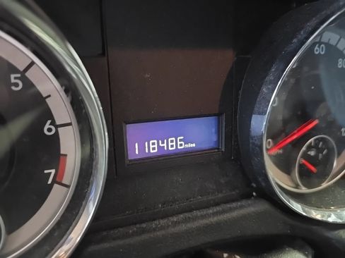 Used 2019 Dodge Grand Caravan SXT FWD image 6